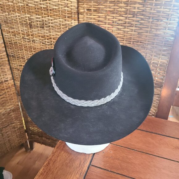 Akubra Black Snowy River Fur Felt Australian Hat 56 Never Worn Grey Hatband - Picture 8 of 13